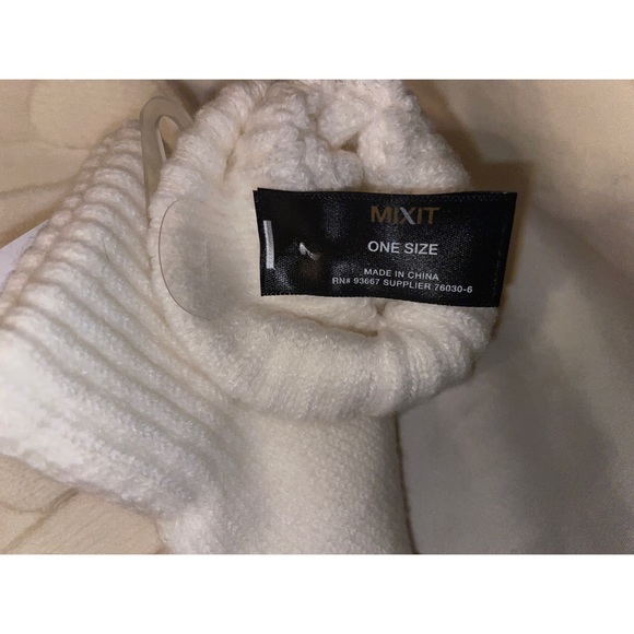 MixIt Touchscreen Winter Gloves - Picture 2 of 3